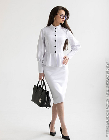 Костюм 'Изящное искусство' белый женский